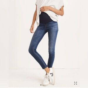 Madewell Maternity Over-the-Belly Skinny Jeans in Danny Wash: TENCEL Denim SZ 26